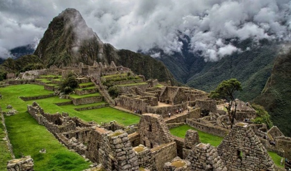 Cara del Inca Montaña Sagrada